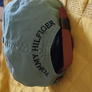 Vintage Tommy Hilfiger sage green strap-back Dad hat 1990s canvas/leather flag